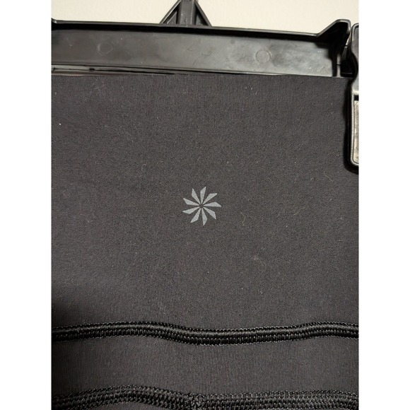 Athleta Womens Black High Rise Cargo Pocket Cropped Leggings Size L RN 54023 - Picture 11 of 13